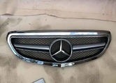 Mercedes E W212 2013-2017 решетка 6.3 AMG для classic бампера